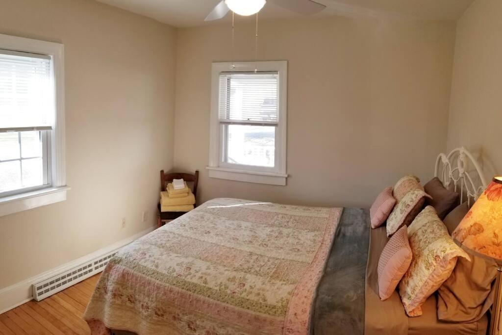 Private Lakeview And 2 Near Rt 80 Easy To Nyc Blairstown