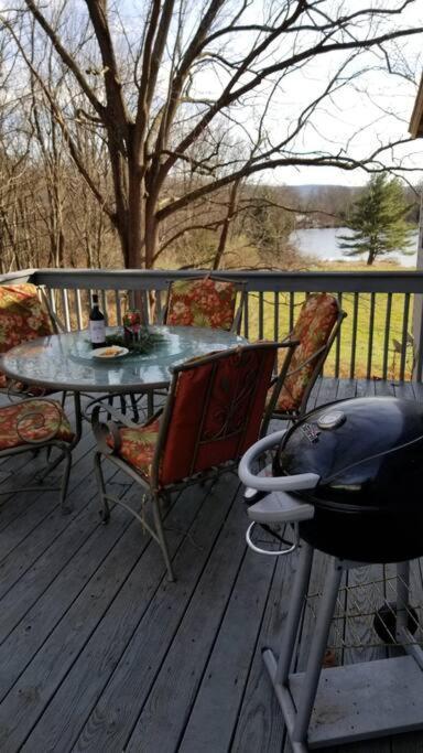 Hébergement de vacances Private Lakeview And 2 Near Rt 80 Easy To Nyc *