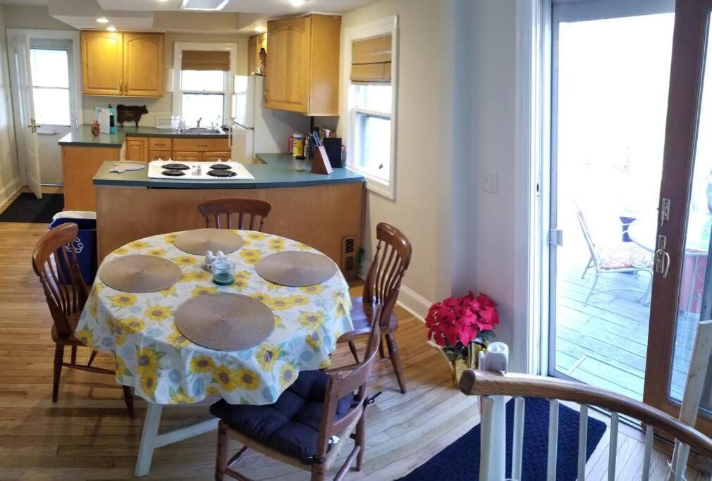 Private Lakeview And 2 Near Rt 80 Easy To Nyc * Blairstown