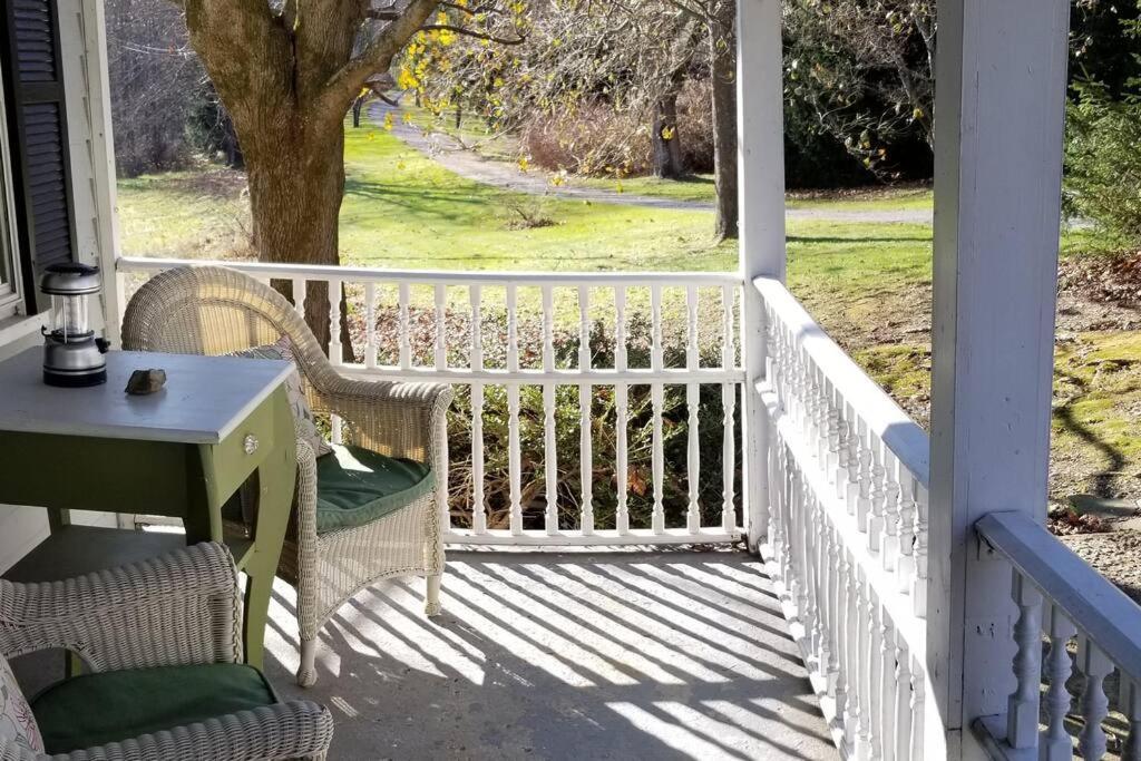 Private Lakeview And 2 Near Rt 80 Easy To Nyc Blairstown